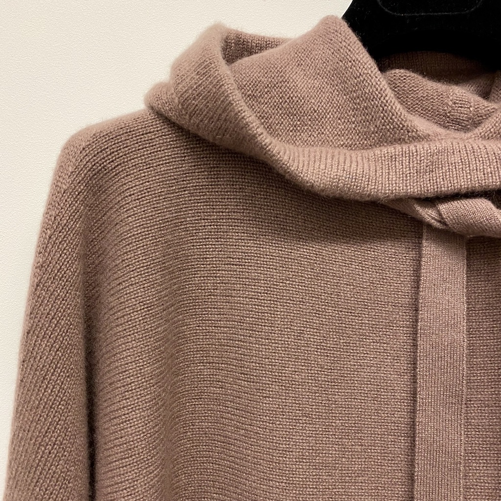 WINDSOR Pull HOODIE